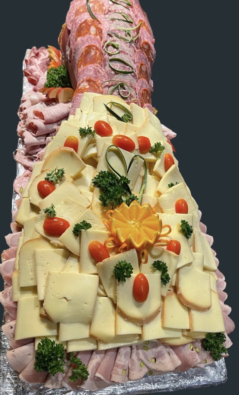 Plateaux de charcuterie original menu traiteur par la boucherie du chêne a Allouville-Bellefosse prés d’Yvetot 76