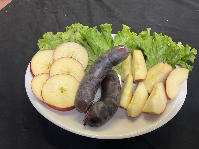 Boudins noirs faits maison par un charcutier expérimenté sur le secteur de Barentin