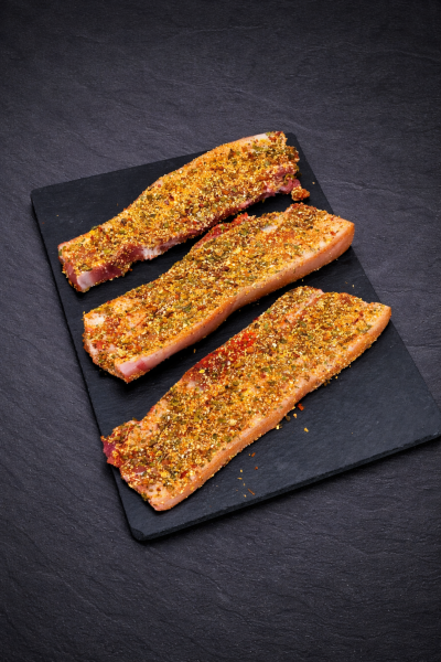 Poitrine de porc mariné en boucherie charcuterie à Yvetot- La Boucherie du Chêne