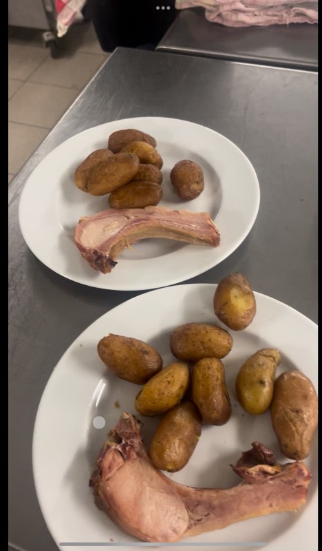 Cochon de lait à l’étuve avec pommes de terre grenaille – Traiteur Yvetot